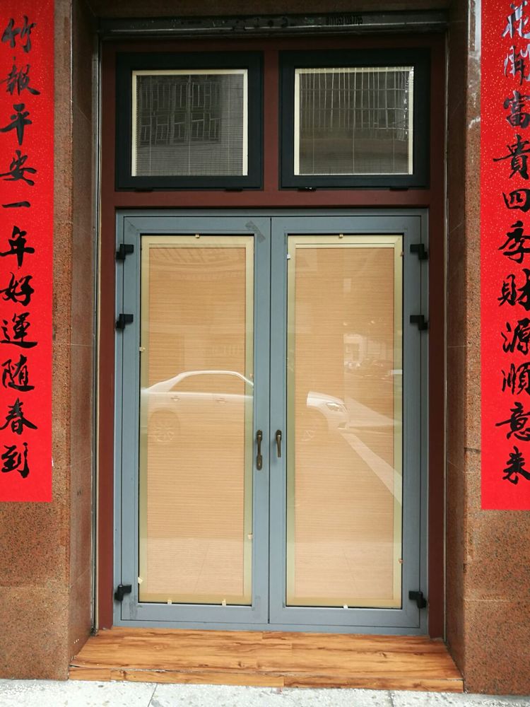 中空玻璃內(nèi)置百葉